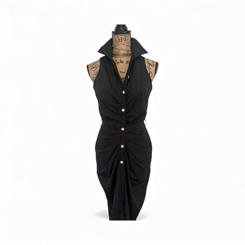 Black Sleeveless Dress